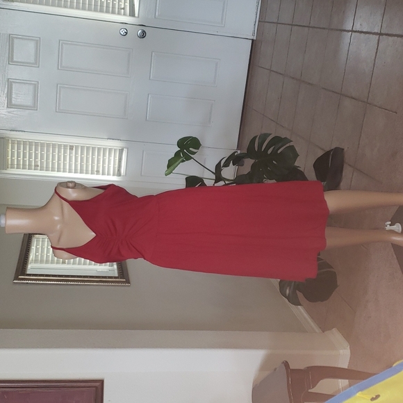 Leo Rosi m buttery soft spaghettistrap fit & flare with pockets - Picture 2 of 8